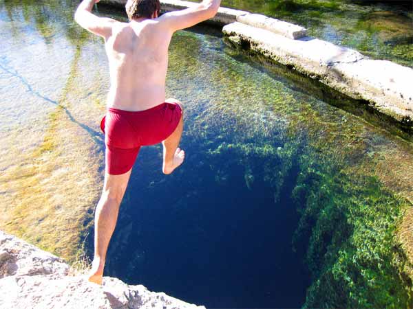 Jacob’s-Well-Texas’-World’s-Most-Dangerous-Diving-Spot